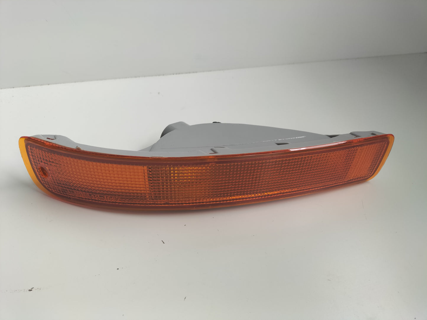 TYC Indicator light - R/H - Toyota Camry 1993-1997