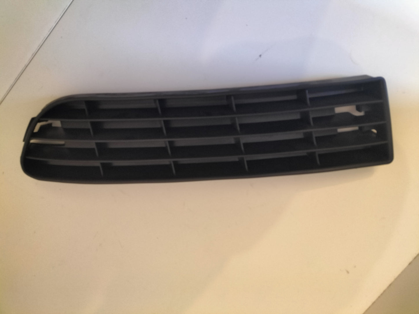 Front Bumper Grille - L/H - Audi A6 1994-1997