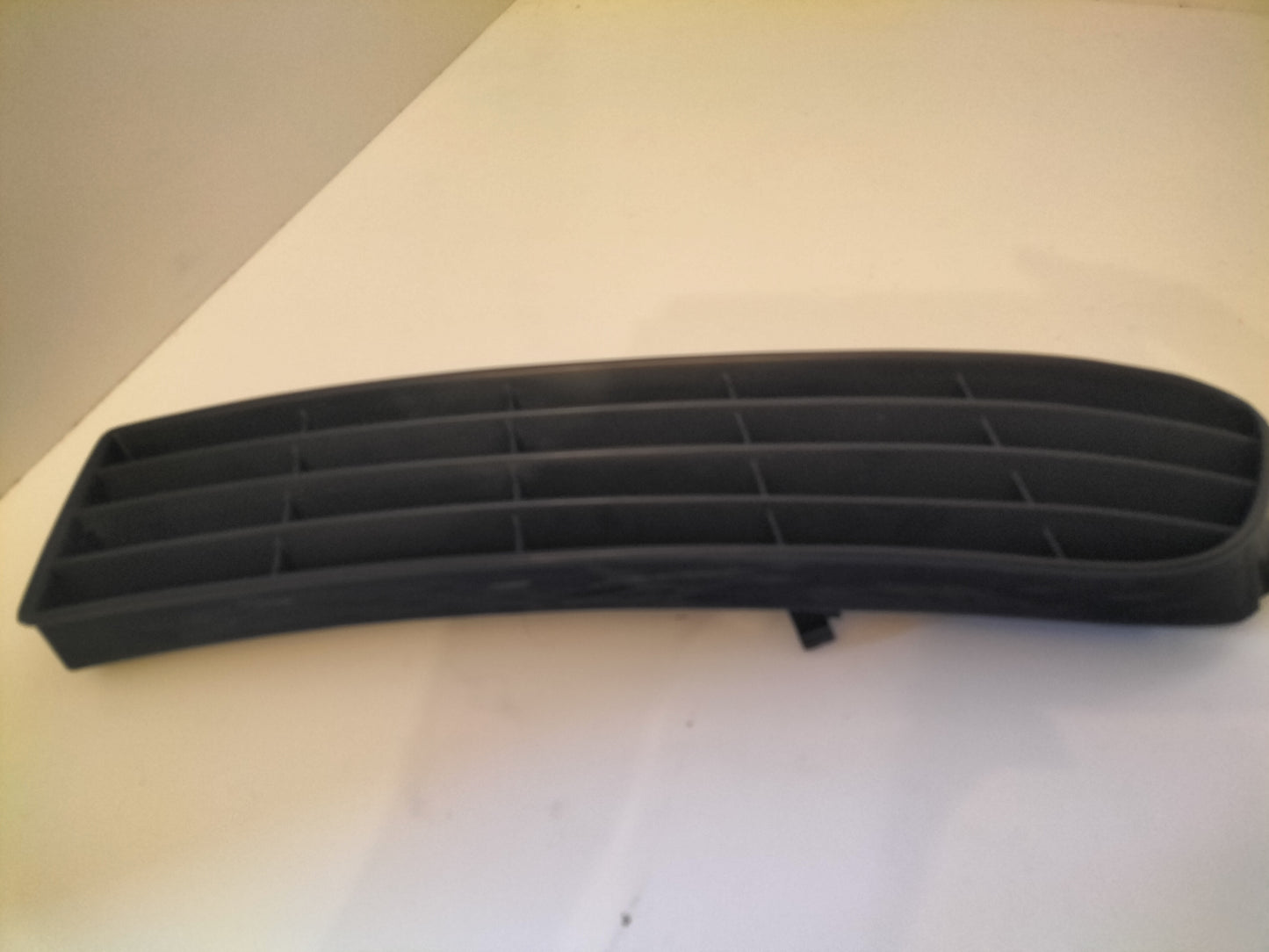 Front Bumper Grille - L/H - Audi A6 1994-1997