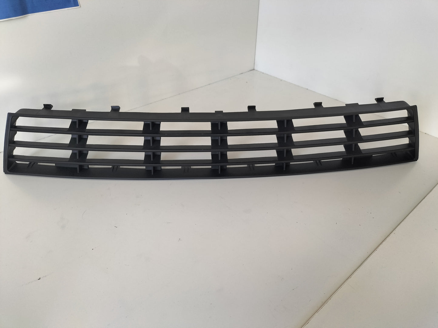 Bumper Grille - Audi A4 1994