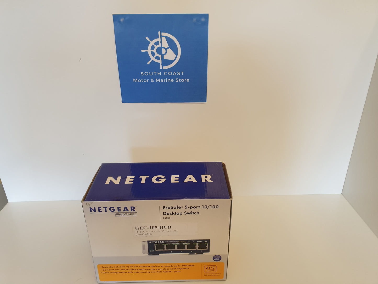 FURUNO  NETGEAR   NMEA 0183 7 Pin Cable - FS105NA - 5-Port 10/100Base-TX Fast Ethernet Switch