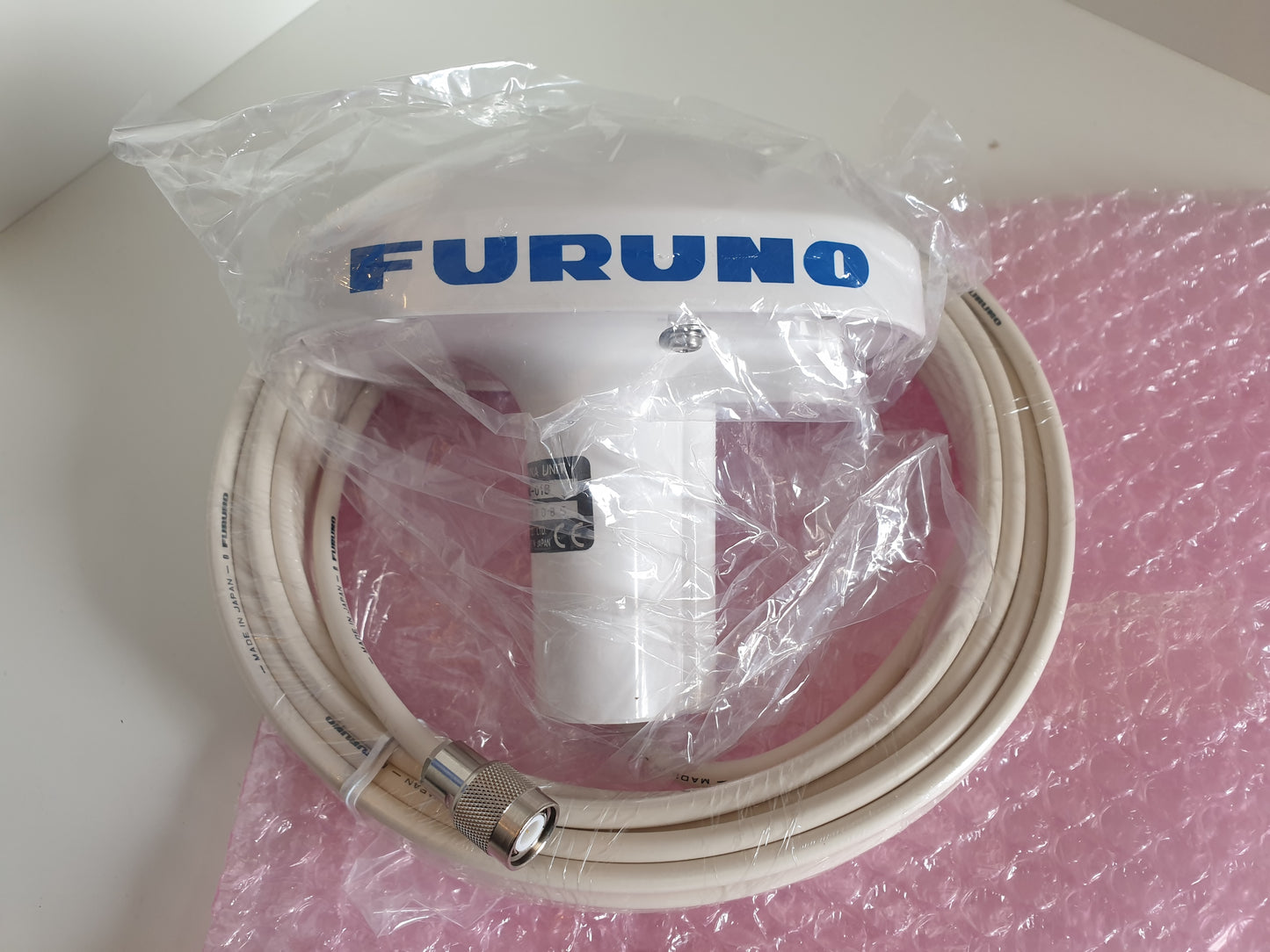 Furuno GPS Antenna , GPS/DGPS Antenna with 10 Meter Cable. GPA018