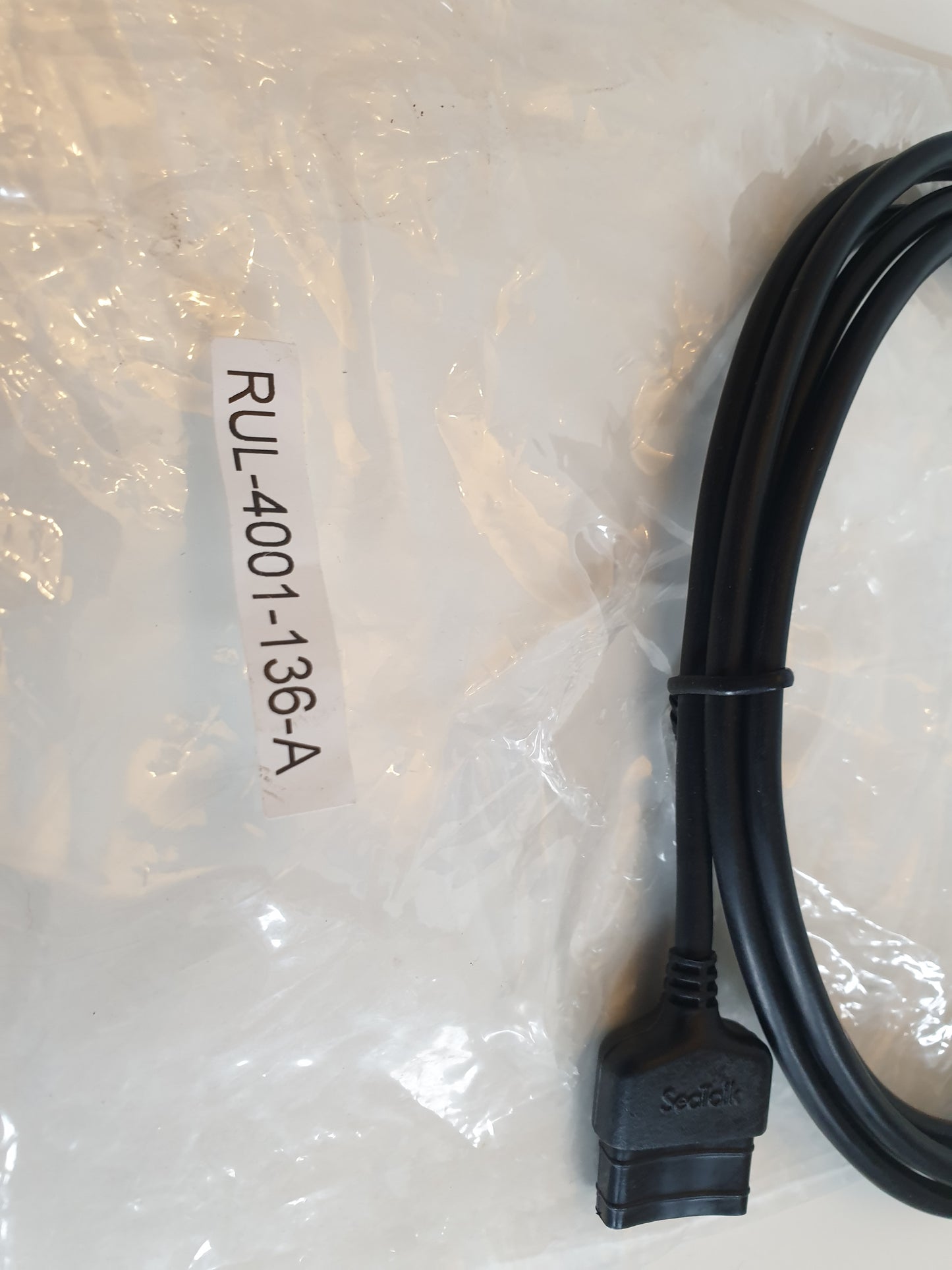 Raymarine  Cable ,  4001-136-A , Seatalk 3 Pin (RBY) 2 meters , Open end one end.