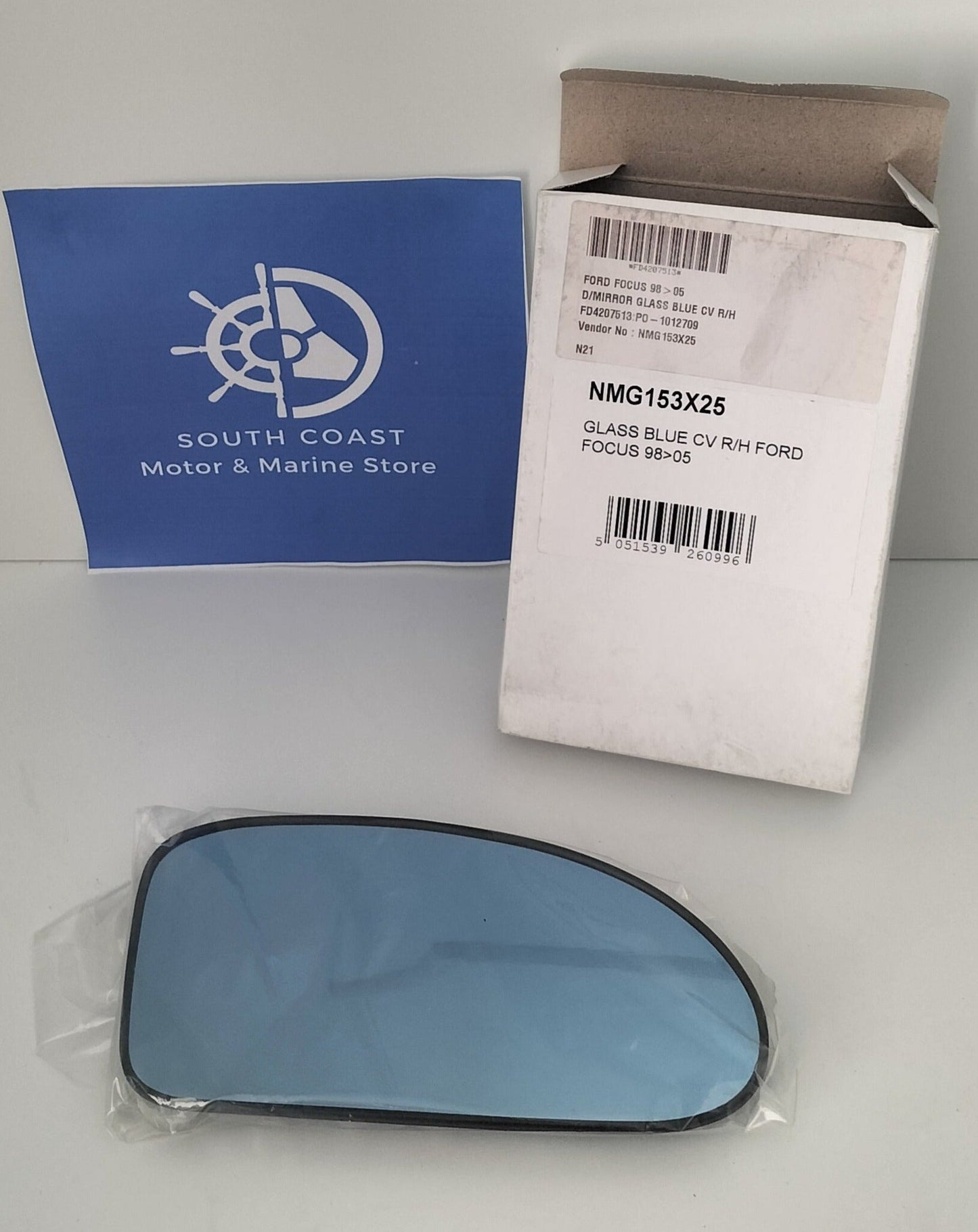 Wing Mirror Glass - Ford Focus 1998-2005 includes backing plate - Glass Blue CV R/H - NMG153X25