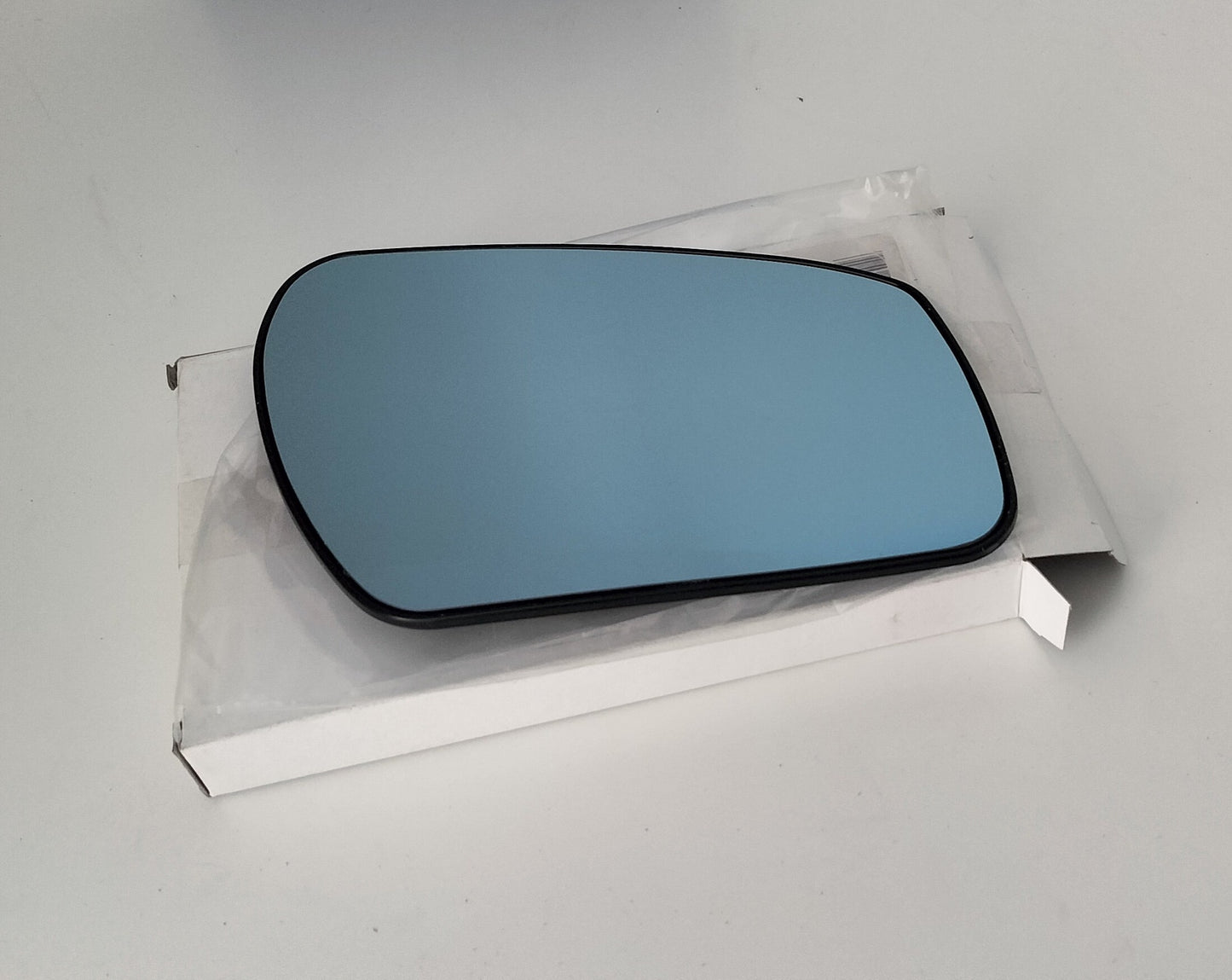 Wing Mirror Glass - Ford Fiesta 7 2006-2008 includes backing plate - Glass Blue CV R/H - NMG153X19